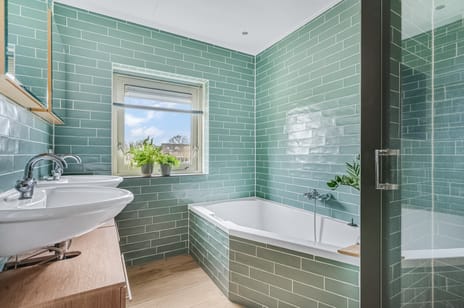 Ceres 84 tertiary image