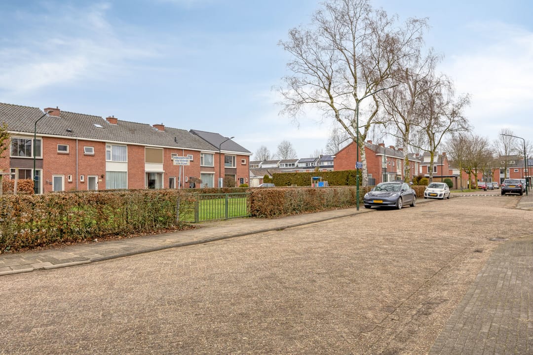 Foto 8 van Hildewarelaan 13