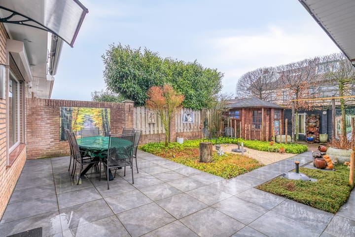 Foto 30 van Margrietstraat 14