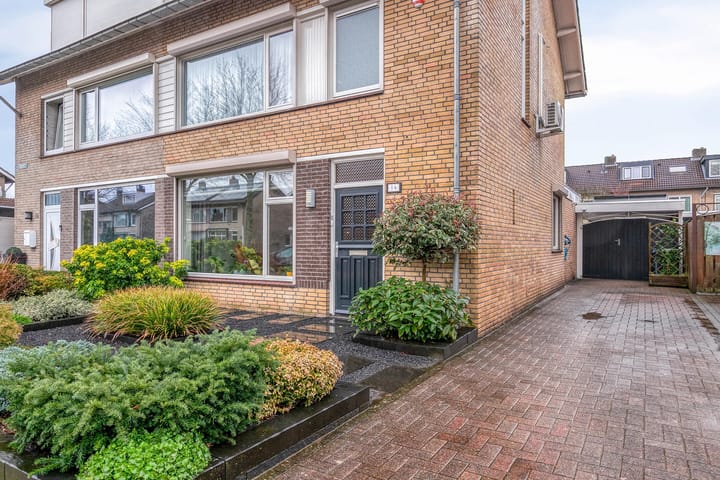 Foto 35 van Margrietstraat 14