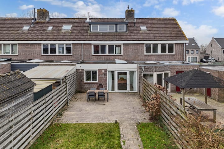 Photo 34 of Jacob Bruintjesstraat 27