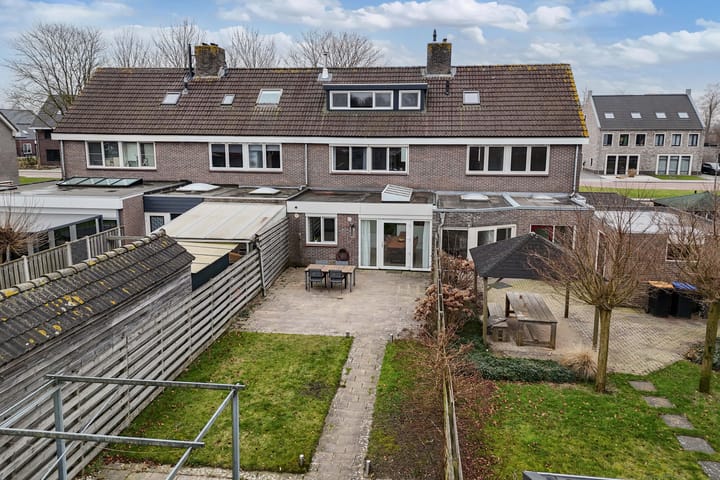 Photo 35 of Jacob Bruintjesstraat 27