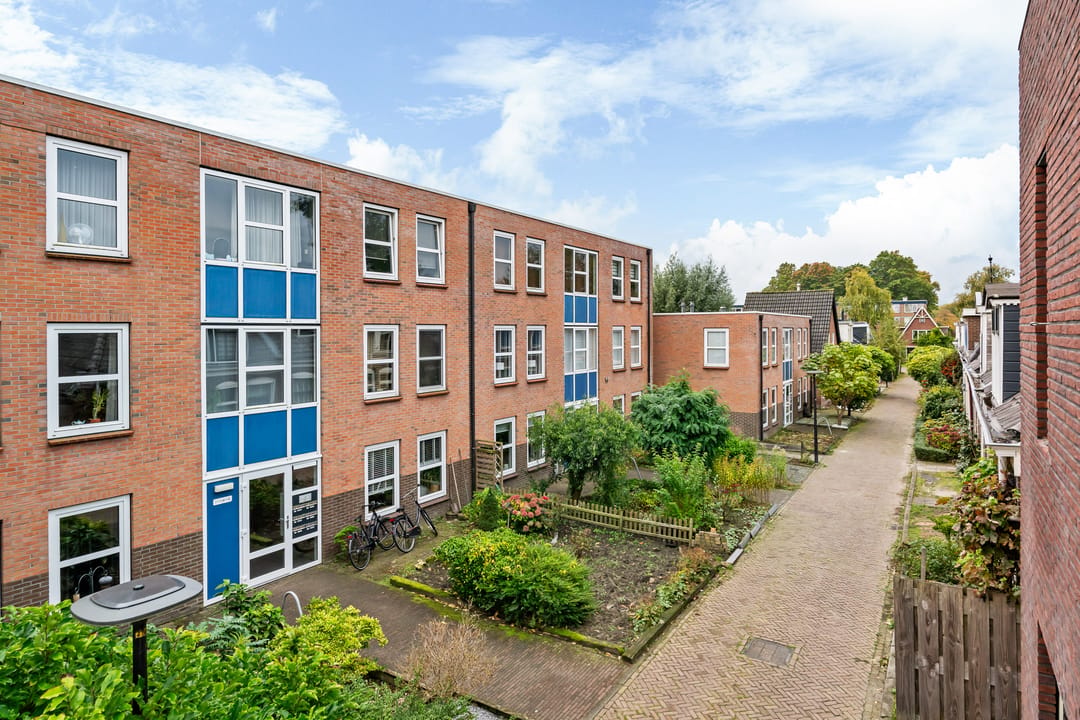 Photo 1 of Schoolstraat 1-2