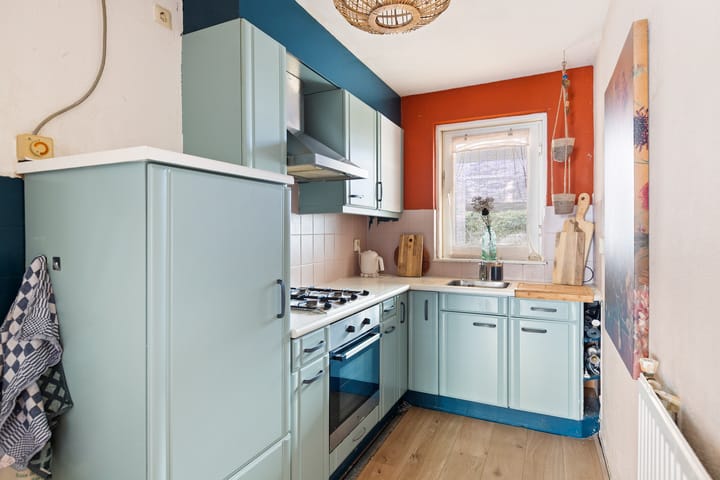 Photo 3 of Schoolstraat 1-2