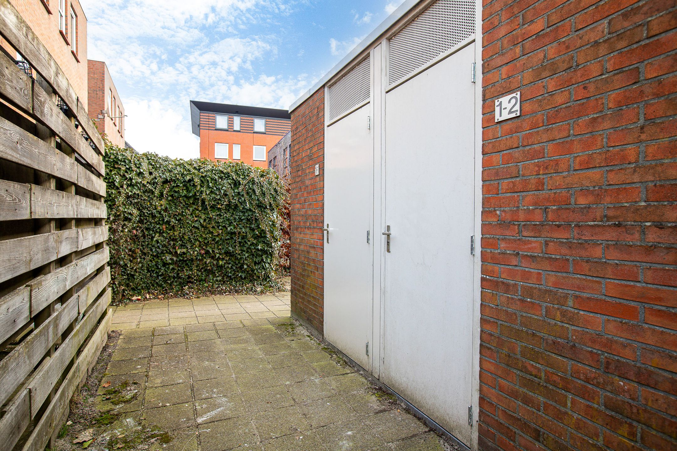 Photo 24 of Schoolstraat 1-2