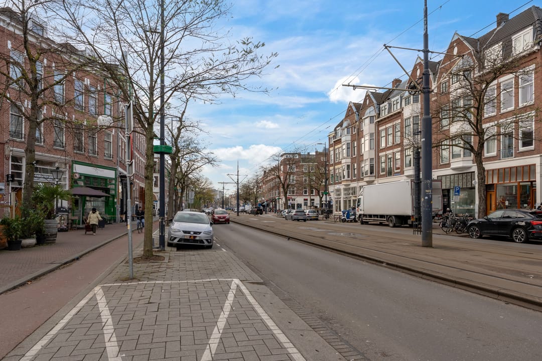 Foto 23 van Joost van Geelstraat 8-A