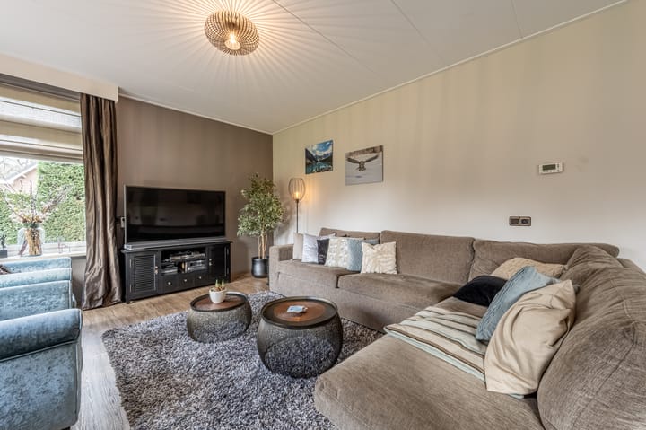 Foto 8 van Raadhuislaan 14