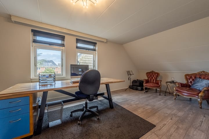 Foto 25 van Raadhuislaan 14