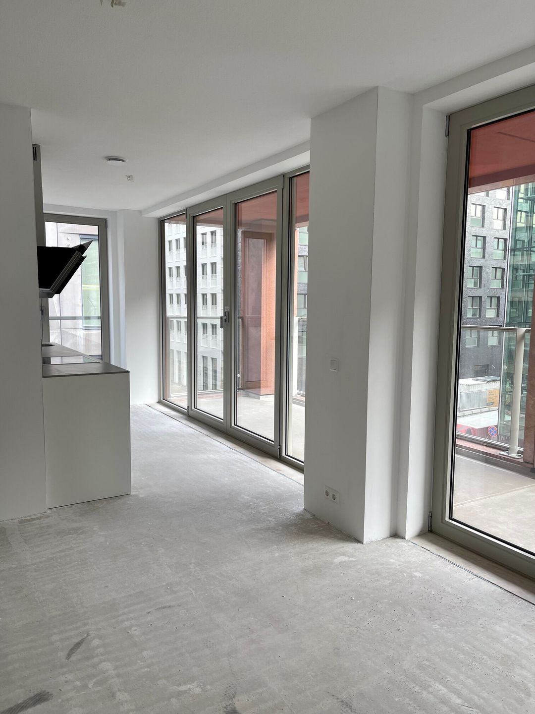 Foto 11 van Oostenburgermiddenstraat 367