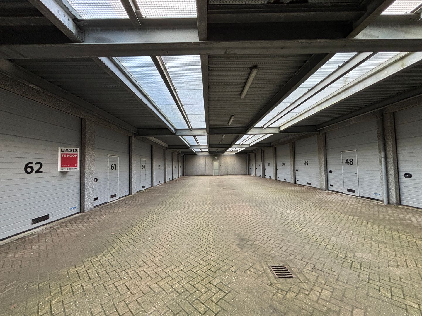 View photo 1 of Veerpolder 19-062