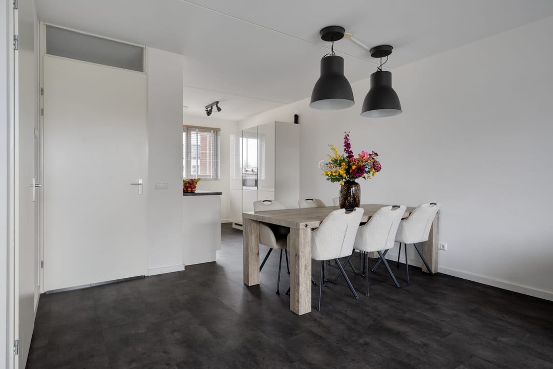 Foto 17 van Wethouder van Rooijlaan 11