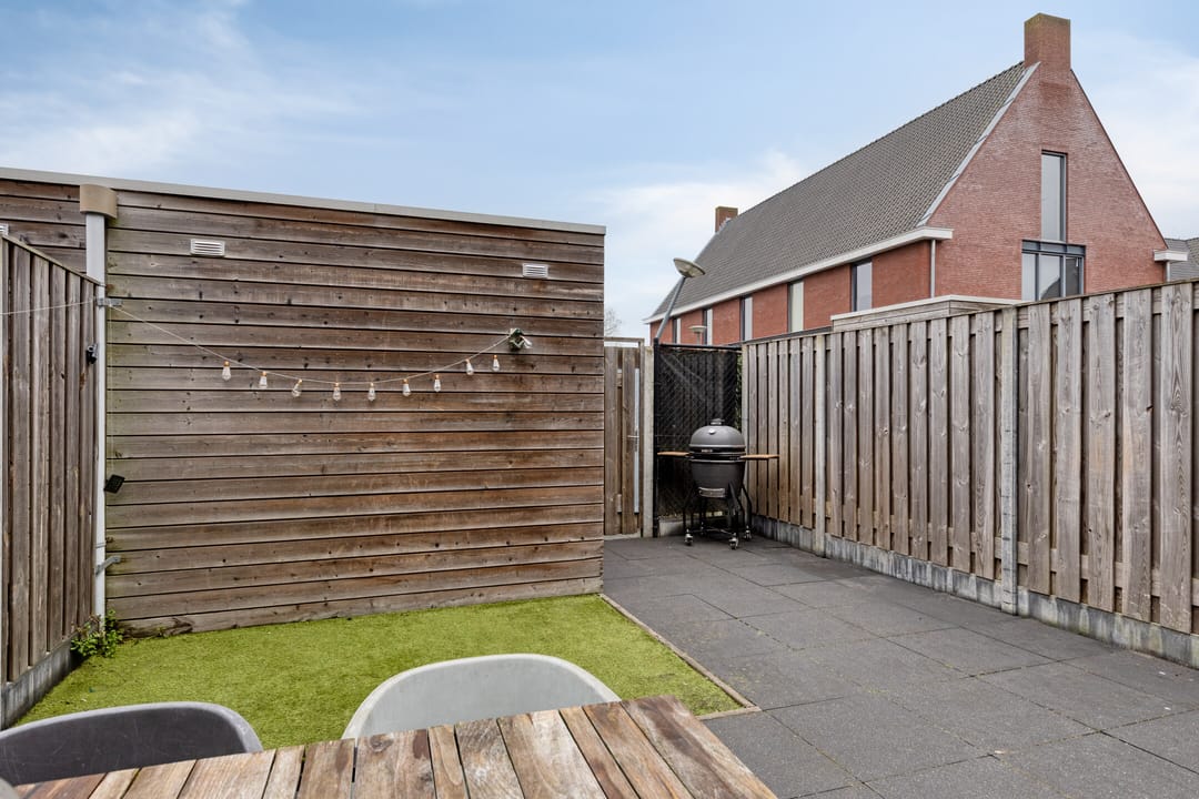 Foto 37 van Wethouder van Rooijlaan 11