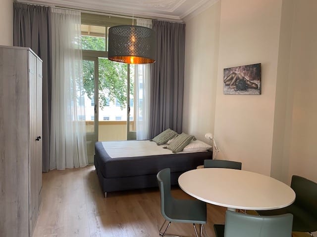 Photo 13 of Betuwestraat 1-1