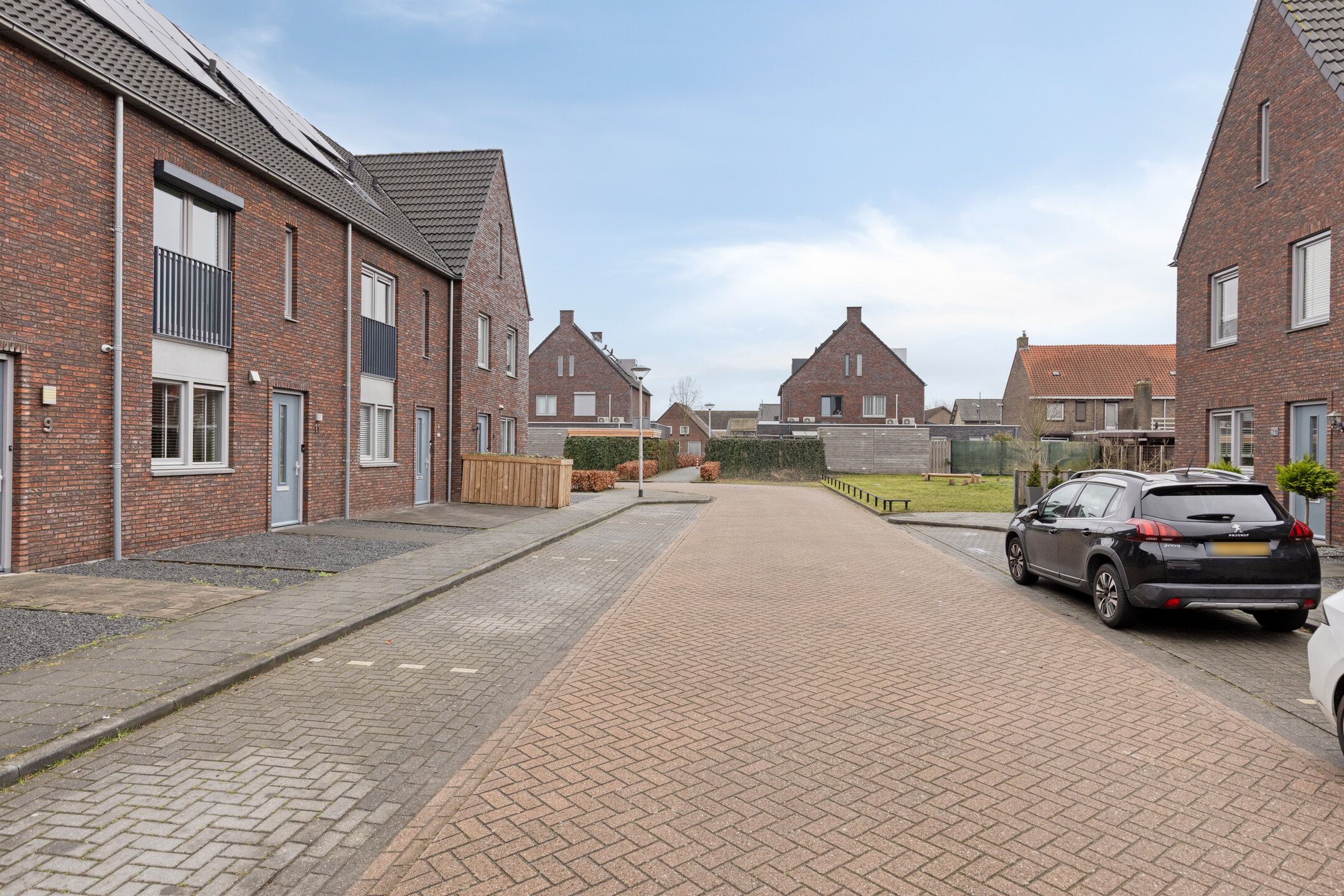 Foto 9 van Wethouder van Rooijlaan 11