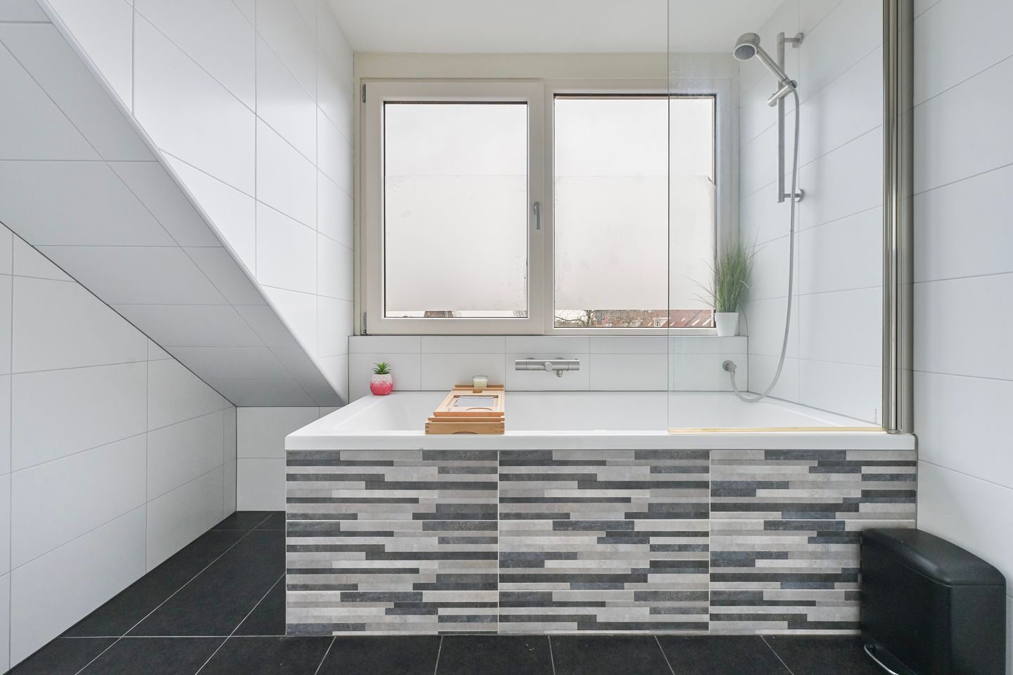 Foto 40 van Nicolaas Beetsstraat 9