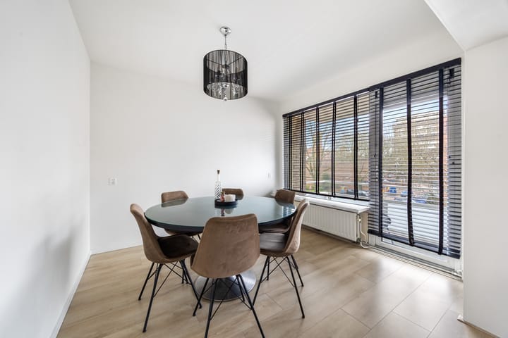 Foto 17 van Steenvoordelaan 47