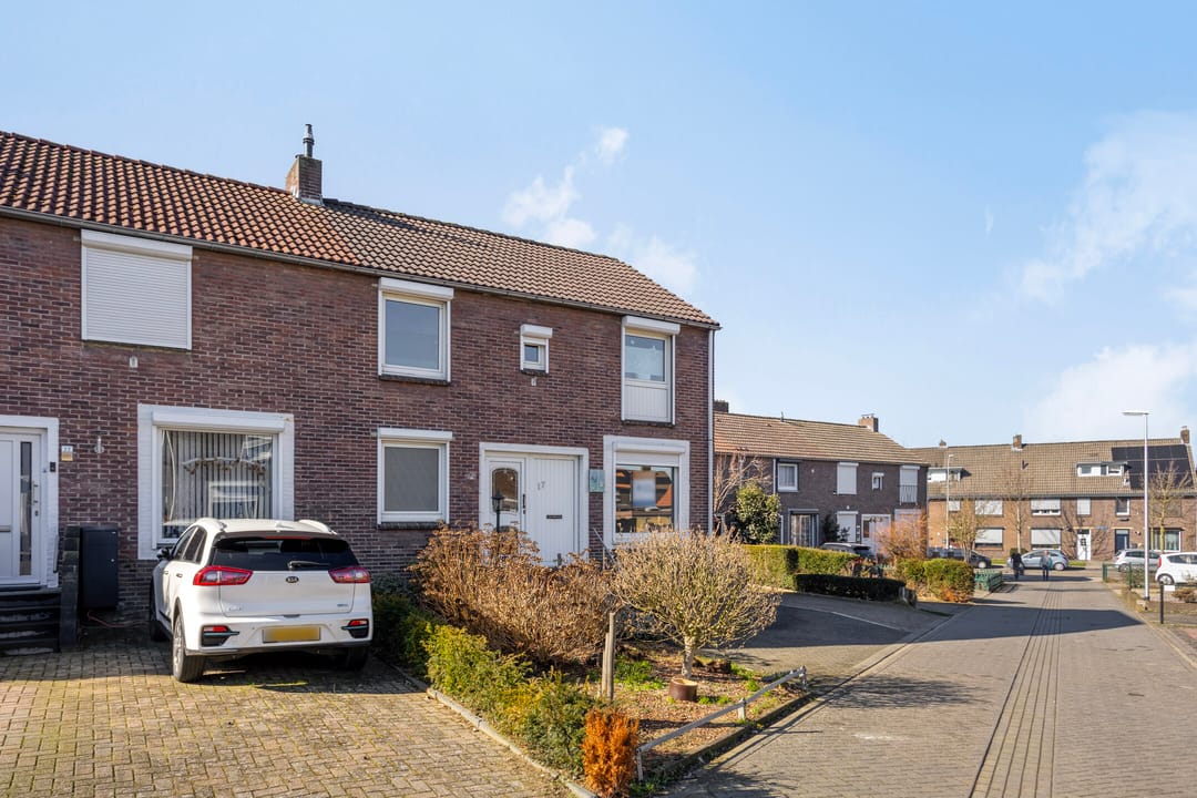Photo 2 of Haarlemstraat 17