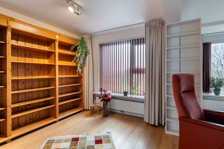 Foto 11 van Dr. Albert Schweitzerdreef 343