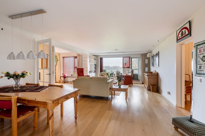 Foto 14 van Dr. Albert Schweitzerdreef 343