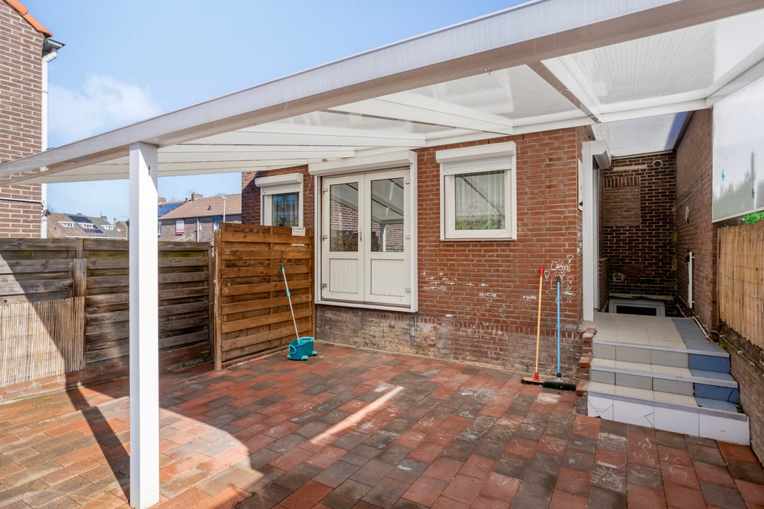Photo 38 of Haarlemstraat 17