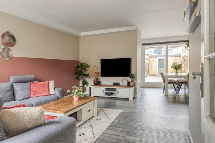 Foto 9 van Hellenburg 18