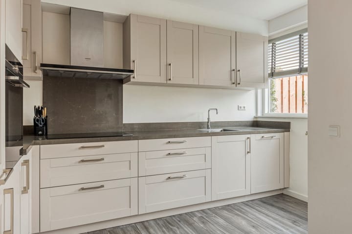 Foto 19 van Hellenburg 18