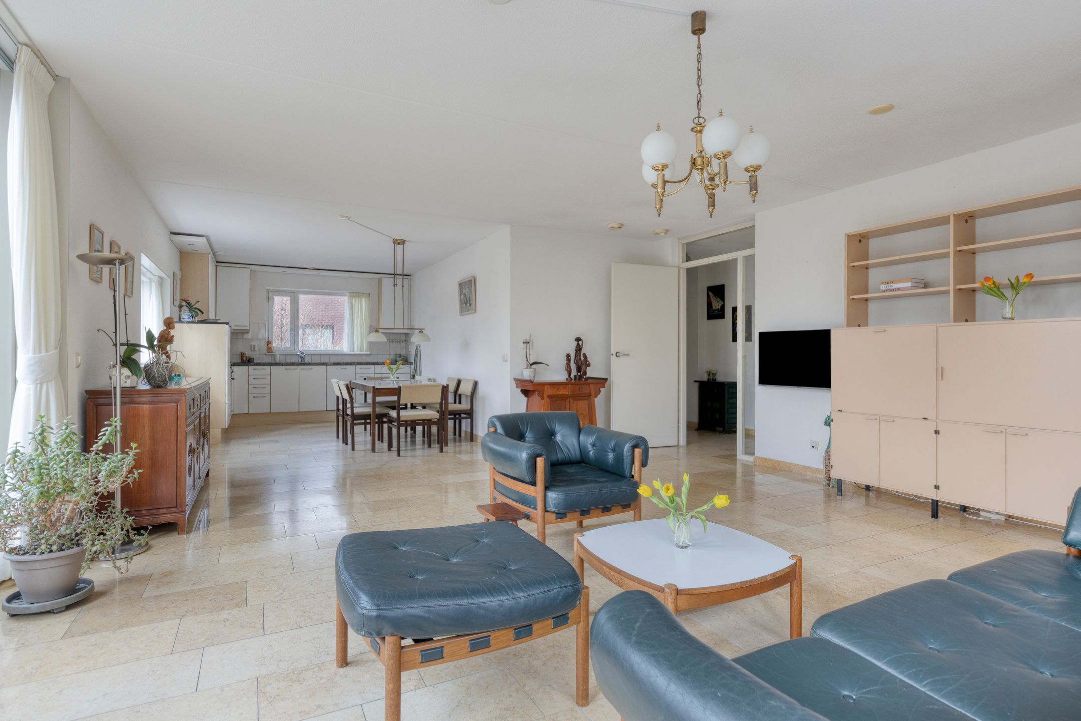 Photo 12 of Fien de la Marstraat 25