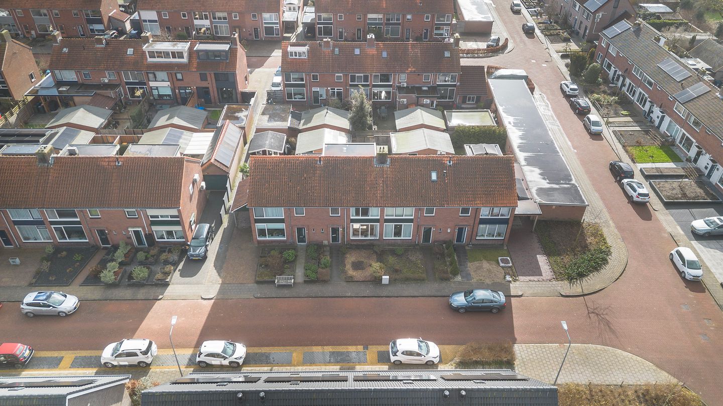 Photo 25 of H.A. Lorentzstraat 23