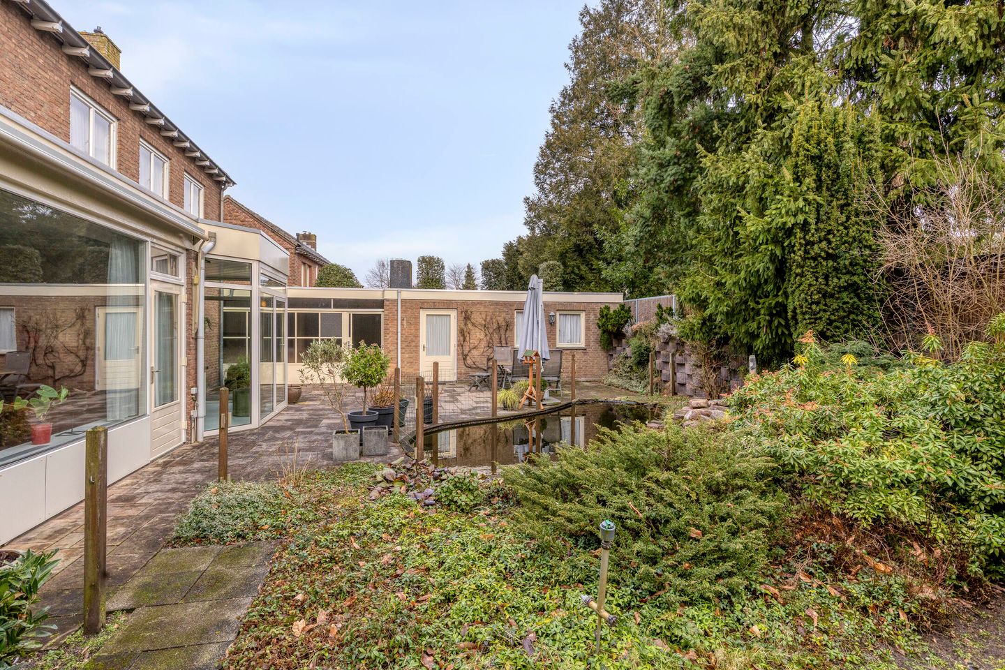 Foto 44 van Ereprijsstraat 48