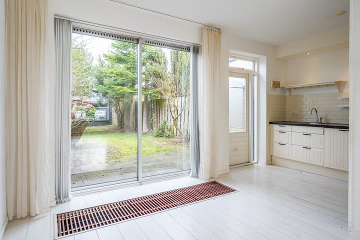 Photo 19 of Söderblomstraat 73