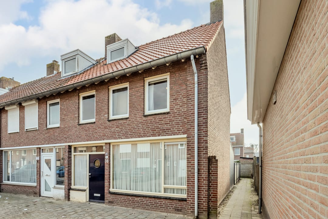 Photo 31 of Brasemstraat 38