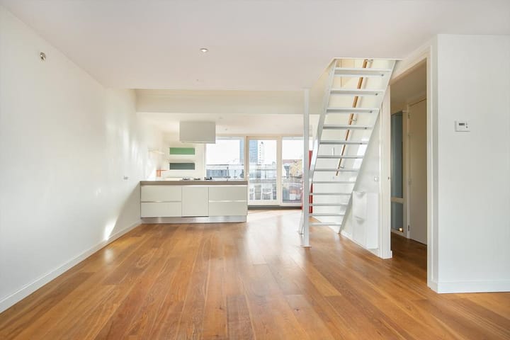 Foto 9 van Wycker Brugstraat 5-D