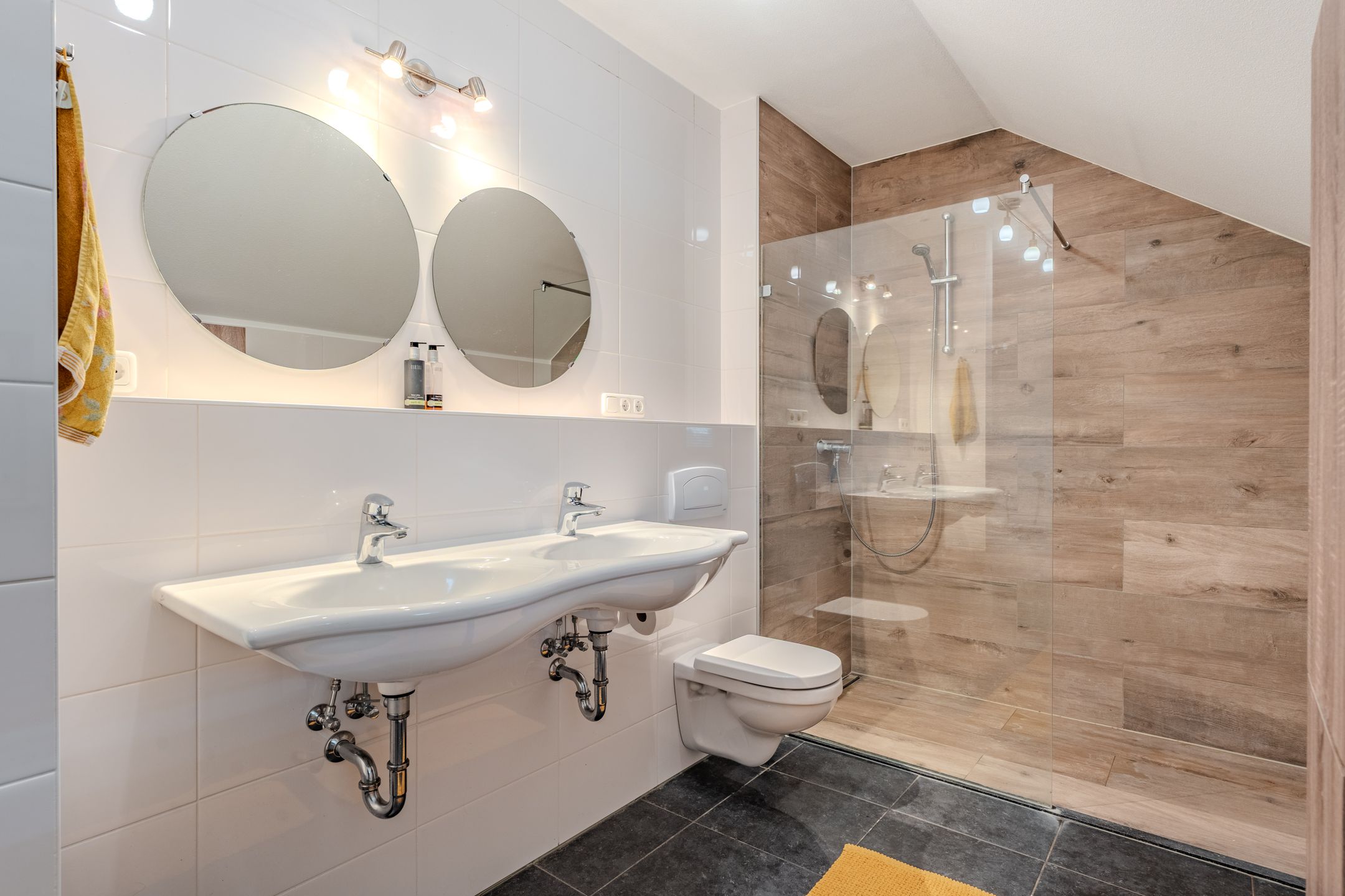 Foto 42 van Leeuwerik 24