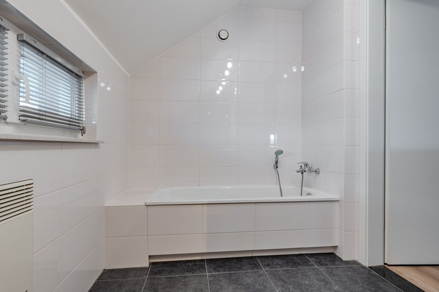 Foto 44 van Leeuwerik 24