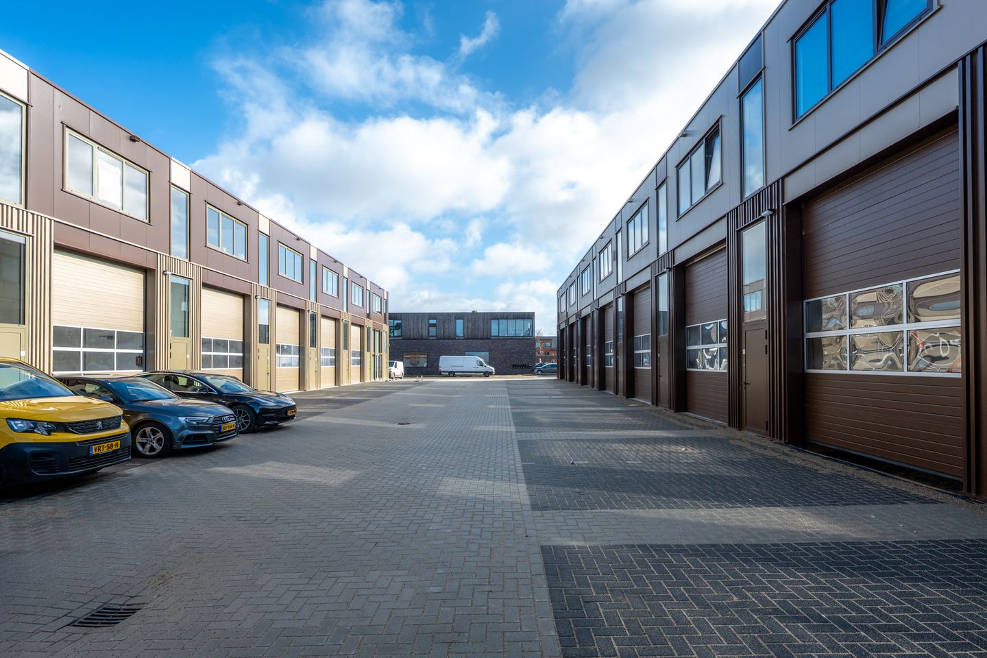 Bekijk foto 2 van Overvliet 109