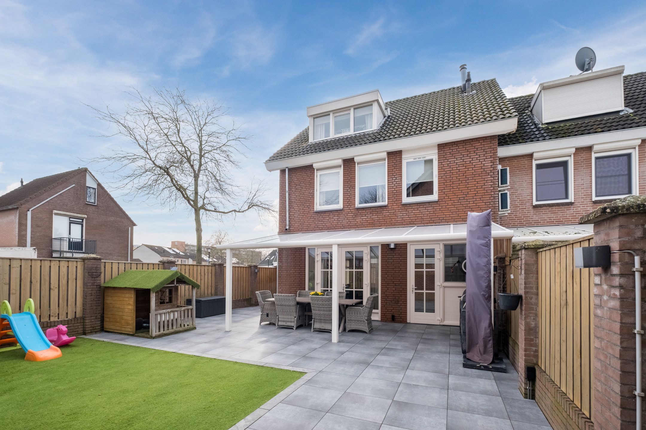 Photo 36 of Sluisstraat 41