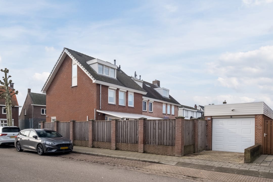 Photo 37 of Sluisstraat 41