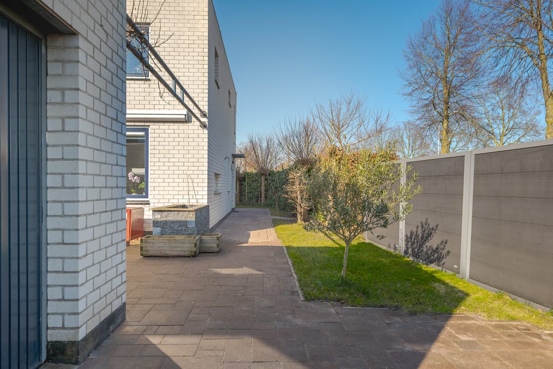 Foto 47 van Hendrik de Vriesstraat 1