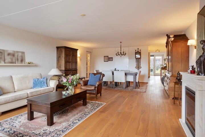 Photo 2 of Mill Hillplein 71