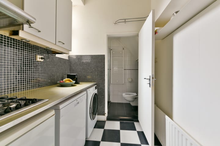 Foto 10 van Mgr. van de Weteringstraat 34