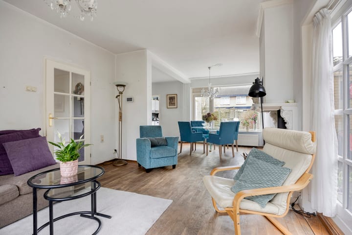 Foto 12 van Van Oldenbarneveltstraat 17