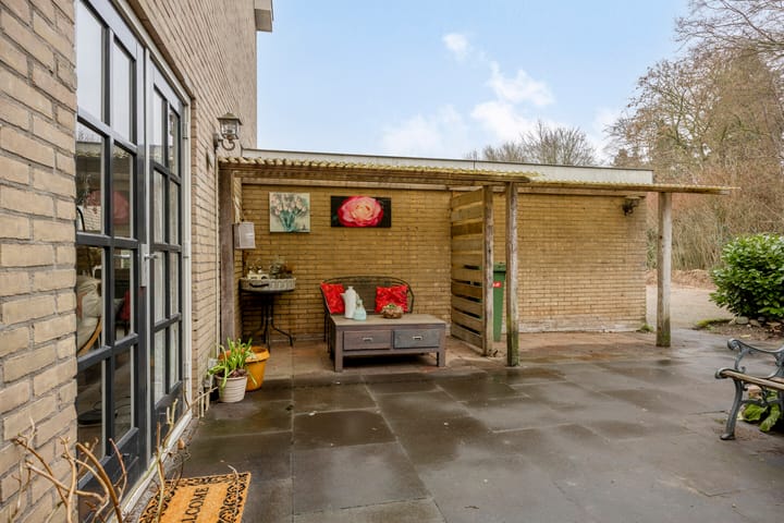 Foto 33 van Van Oldenbarneveltstraat 17