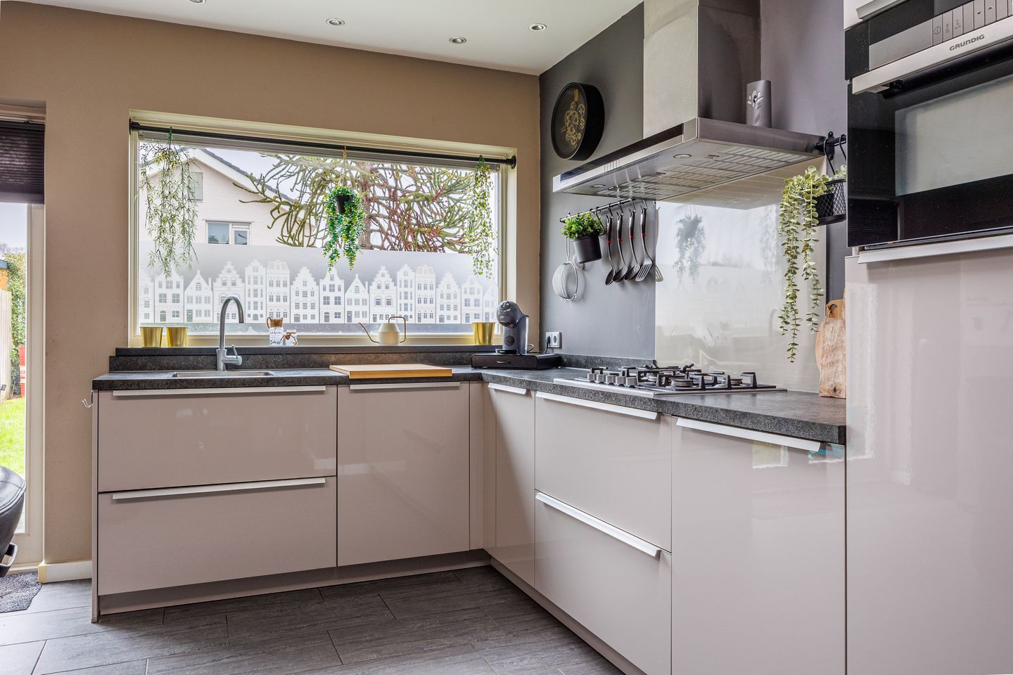 Foto 14 van Wilgenstraat 27