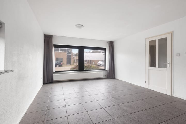 Photo 3 of Turnhoutplantsoen 128