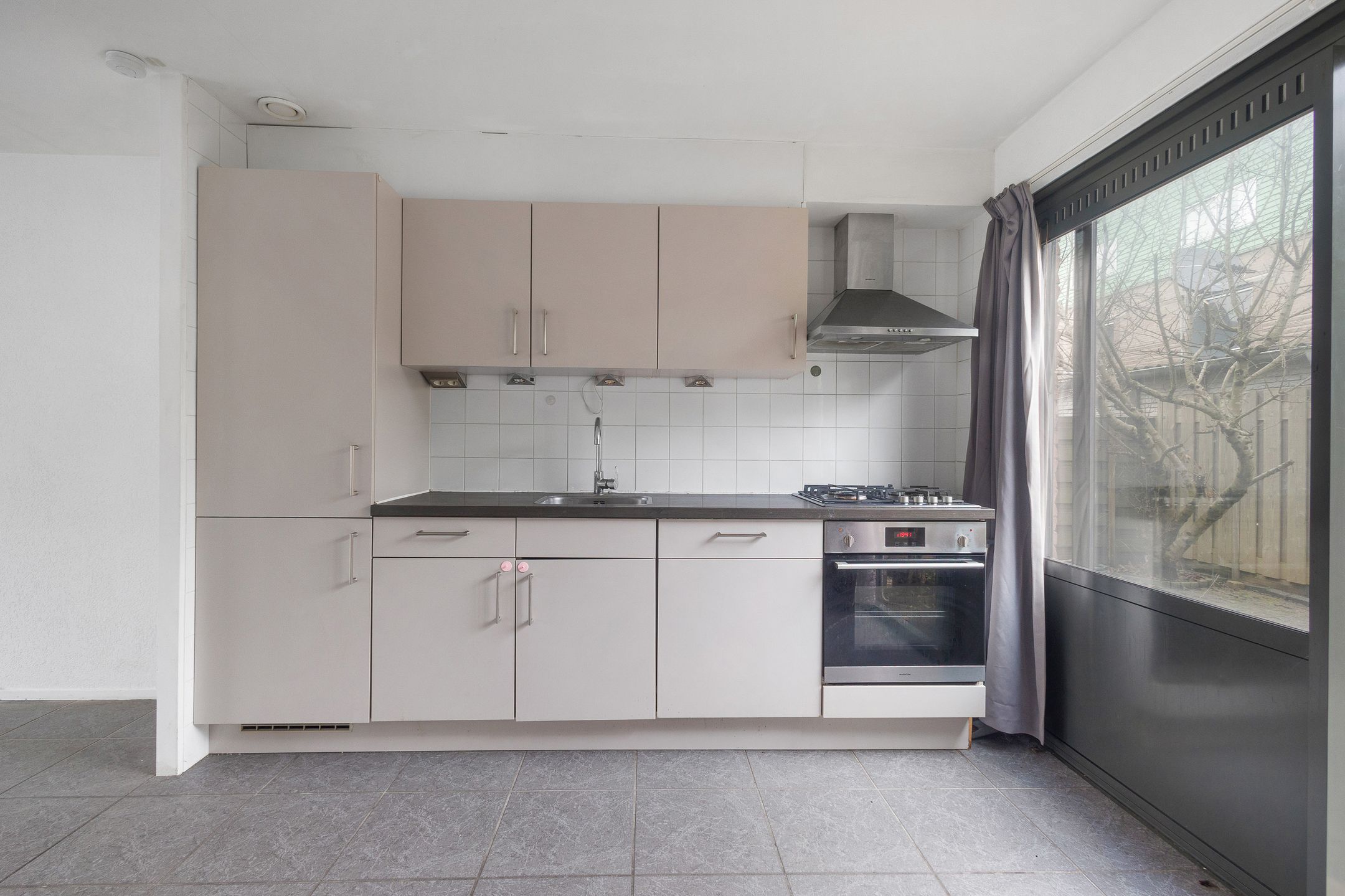 Photo 9 of Turnhoutplantsoen 128