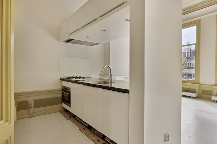 Photo 19 of Mauritsweg 56-B