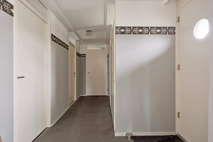 Foto 9 van Kerkplein 35