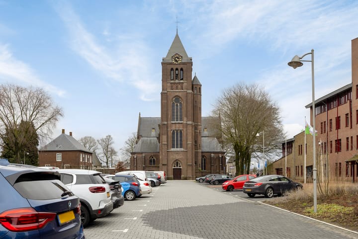 Foto 44 van Kerkplein 35