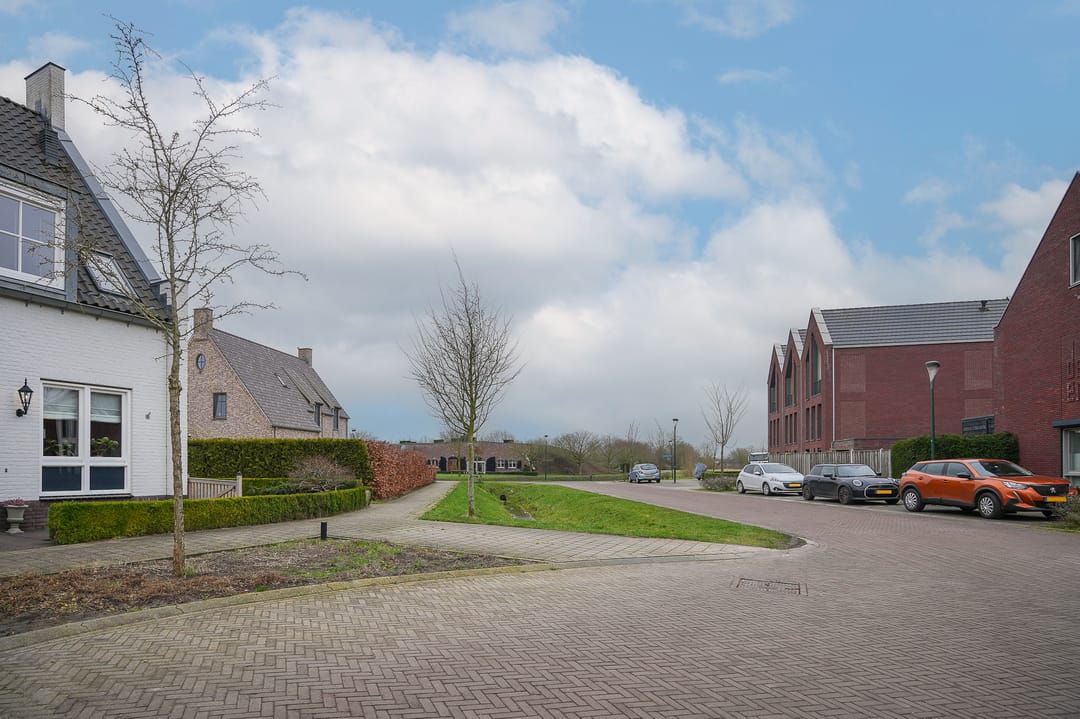 Photo 31 of Verzetsplein 4