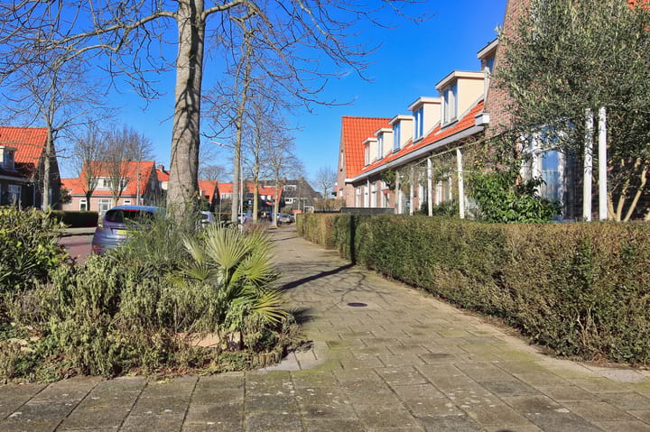 Photo 2 of Van Oosten de Bruijnstraat 187